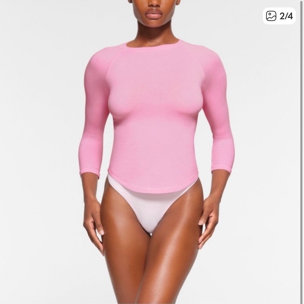 SKIMS NEW VINTAGE SPORT RAGLAN LONG SLEEVE T-SHIRT | COTTON CANDY | NWOT. XS. - Picture 2 of 3